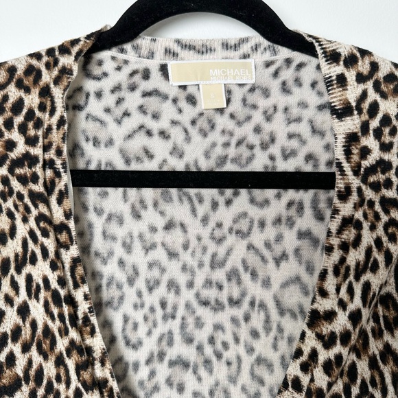 Michael Kors Leopard Print Button Up V-Neck Cardigan with Gold Zipper Pockets - Picture 5 of 13